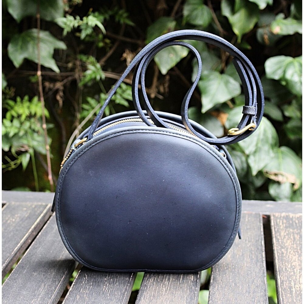 Coach Vintage - Chester Canteen Bag 9901 in Navy, USA 1980s, 90s + Hangtag - Picture 3 of 15